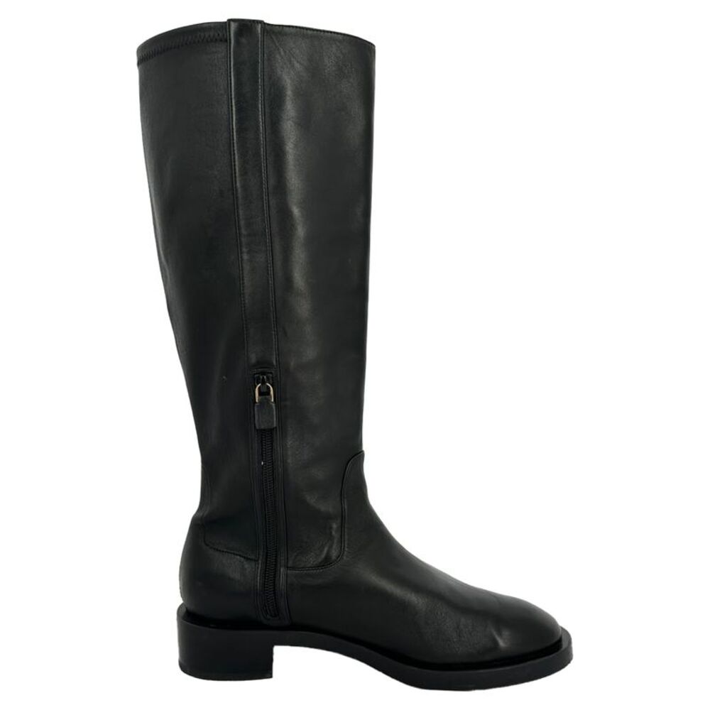 Stuart Weitzman Knee-High Boots in Black Leather